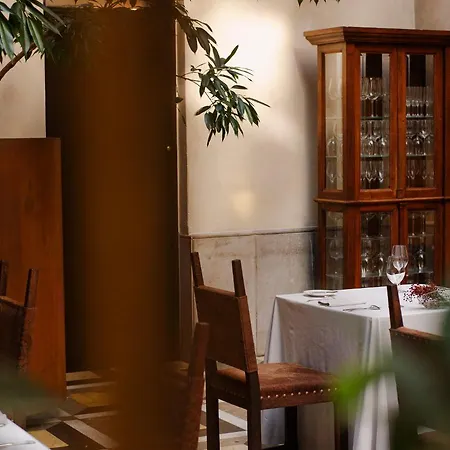 Copernicus Ξενοδοχείο 5*